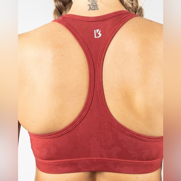 BUFFBUNNY Confidential Sports Bra Red Camo Jacquard Women’s Size Medium - Picture 11 of 12